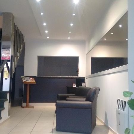 Hotel Necochea Мендоса Екстер'єр фото