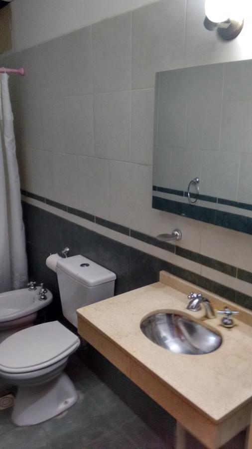 Hotel Necochea Мендоса Екстер'єр фото