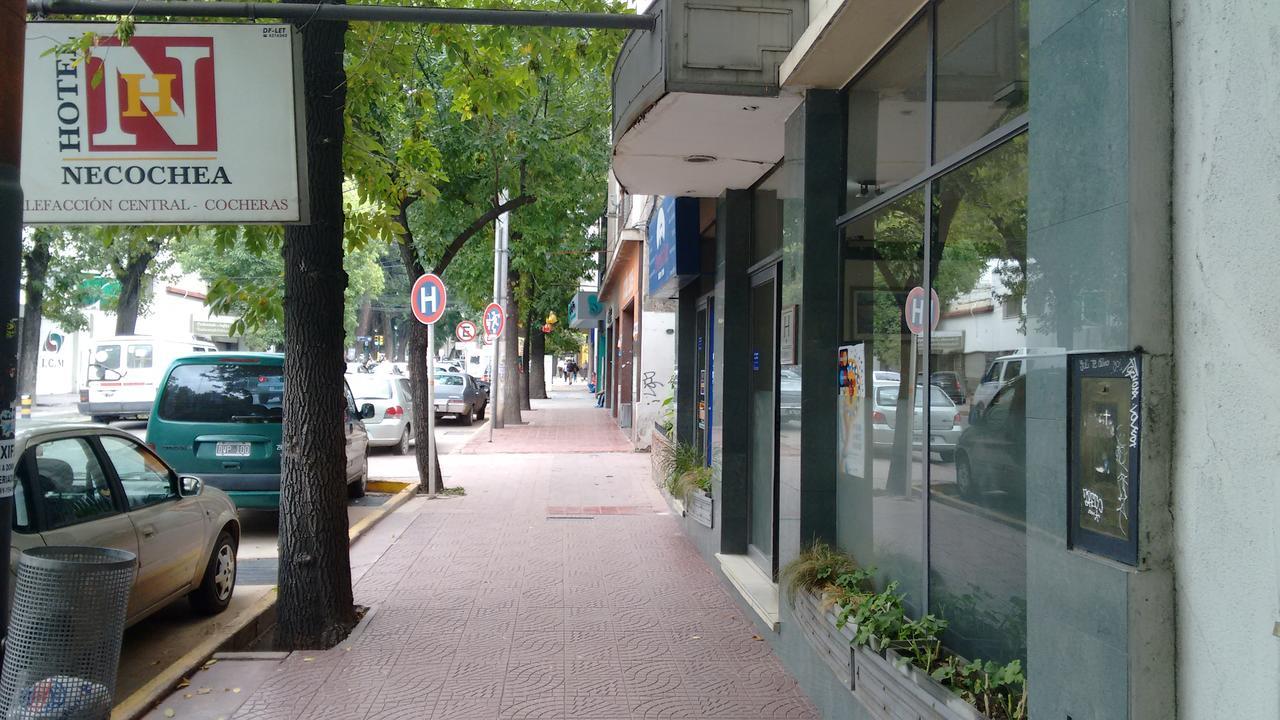 Hotel Necochea Мендоса Екстер'єр фото