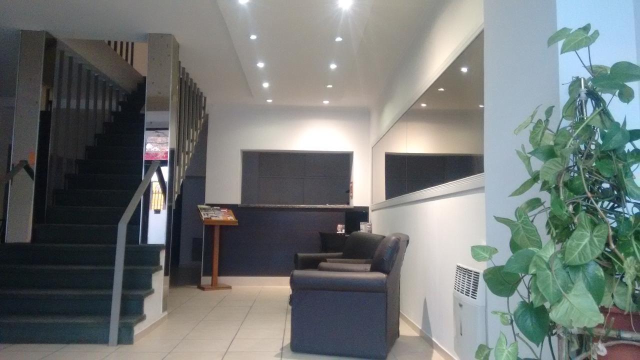 Hotel Necochea Мендоса Екстер'єр фото